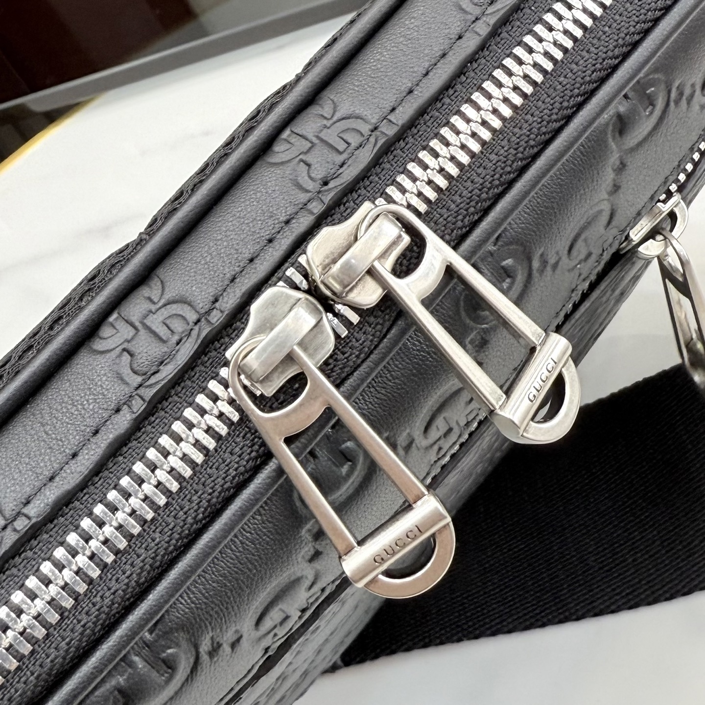 Gv*c* GG Emblem Small Crossbody Bag In Black GG leather-17*28*3CM