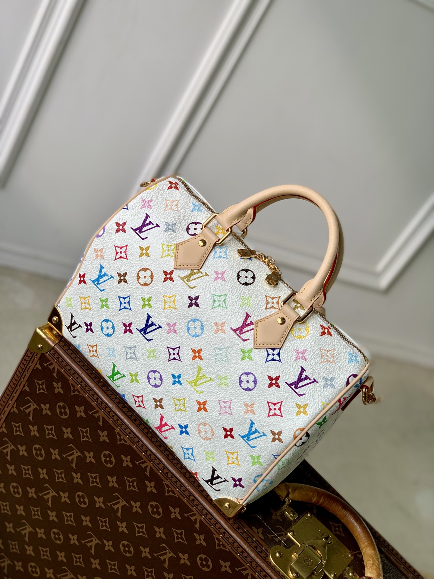 L0vis Vvtt0n Speedy Soft 30 Lucky-21 x 17 x 30CM