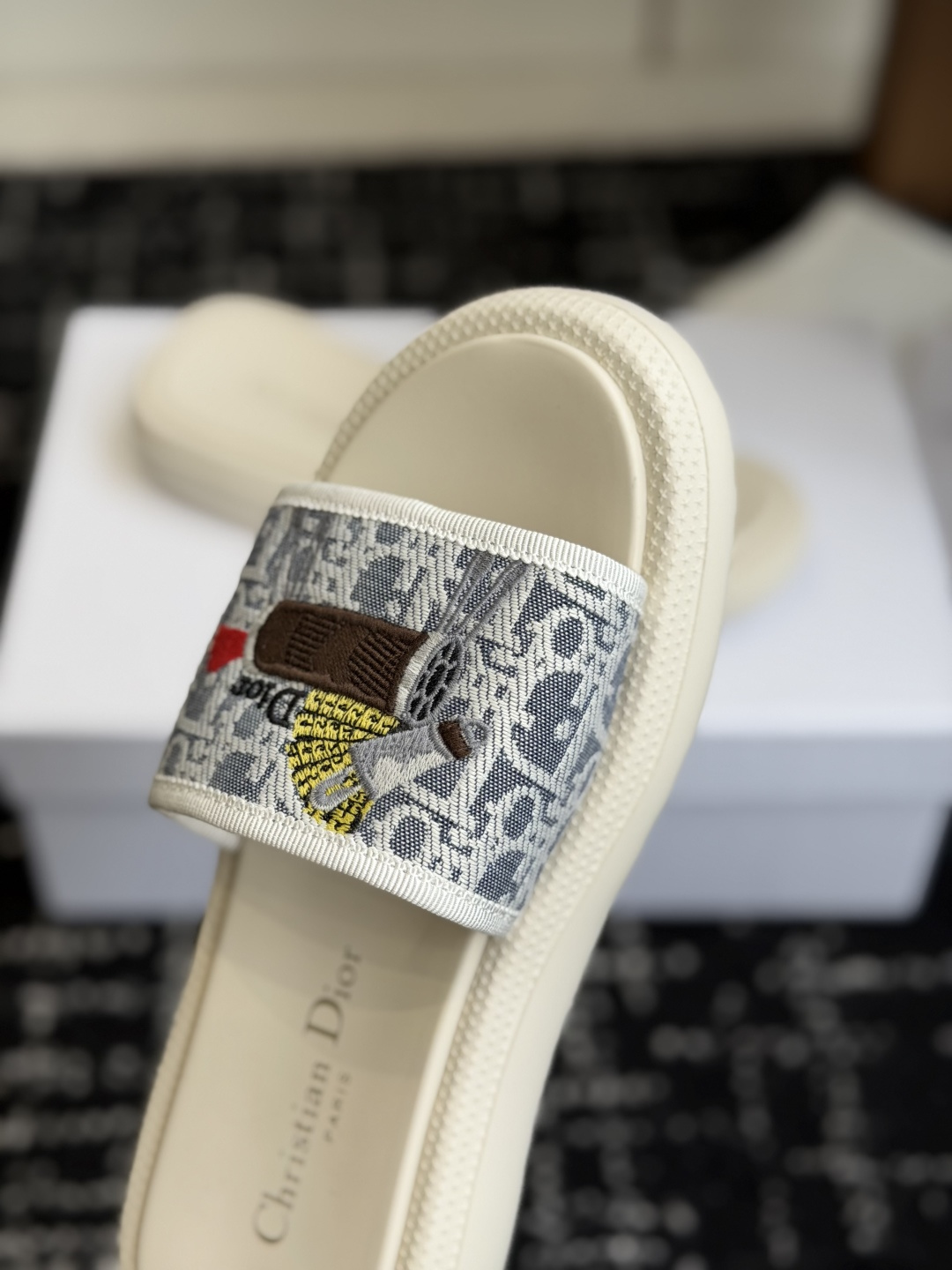 Diro Sandals