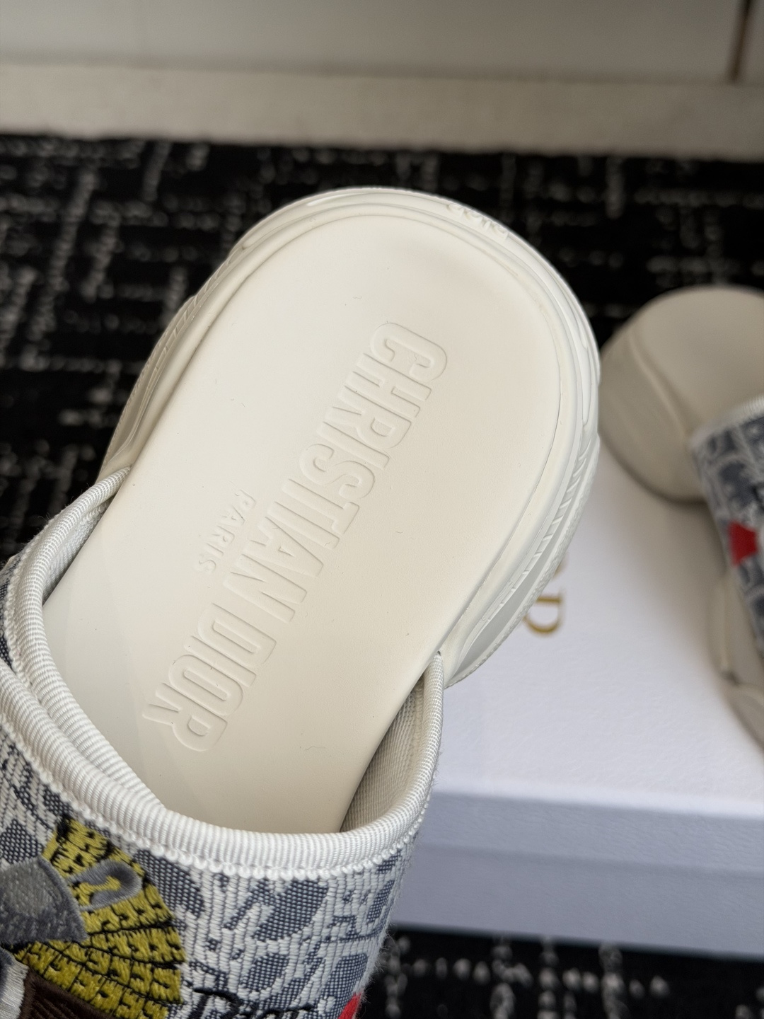 Diro Sandals