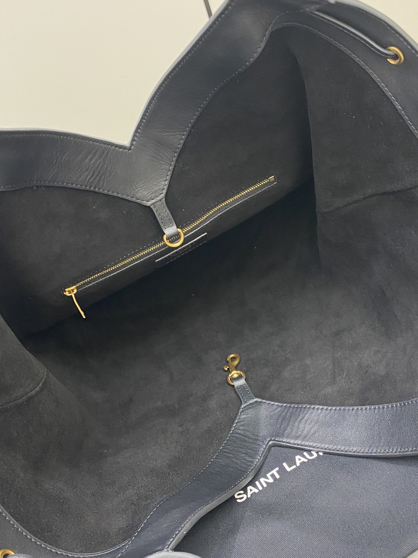 Sa1nt Lau*nt Santorini Lux Calfskin Y Drawstring Tote-26/50×15×34CM