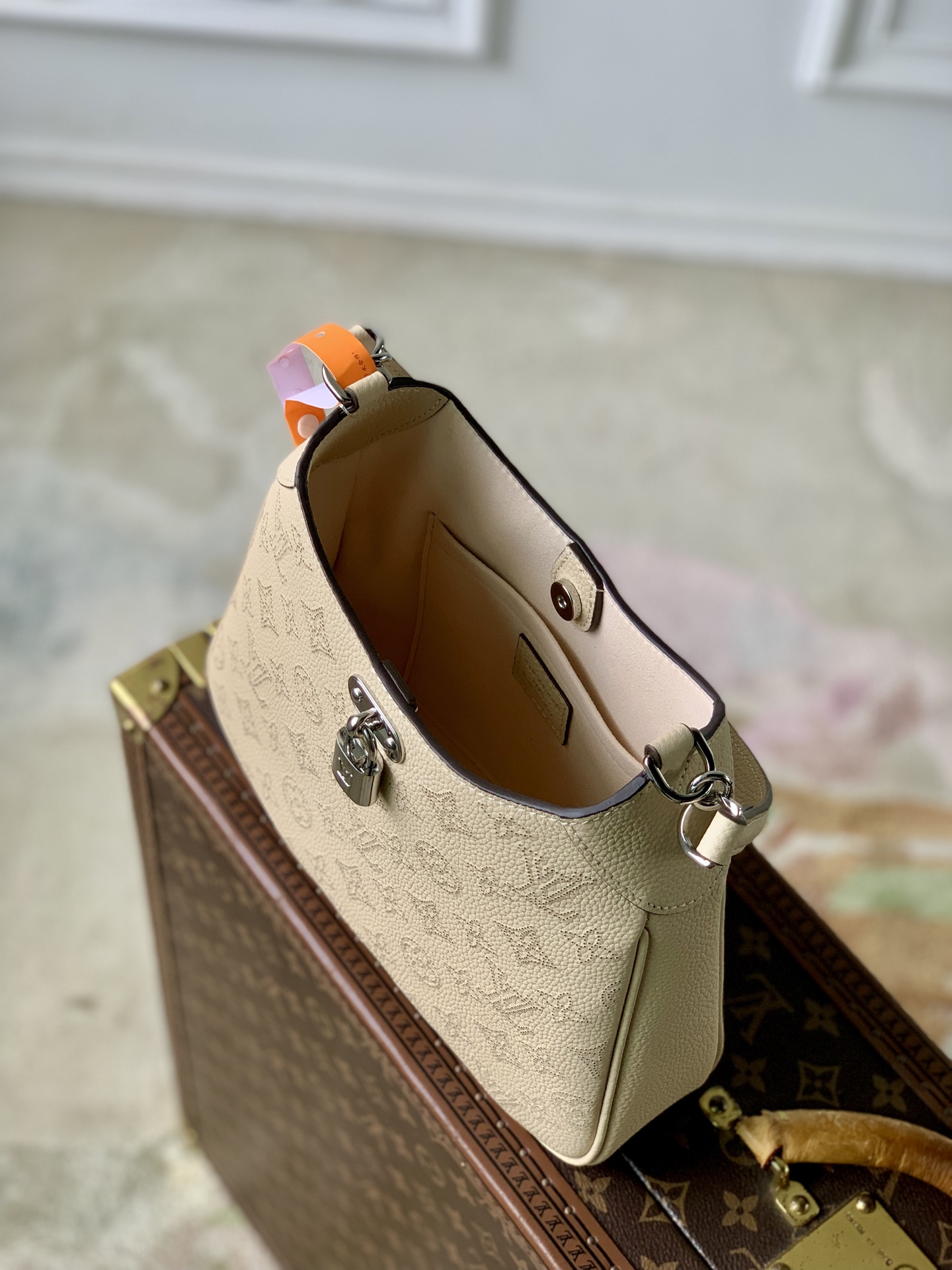 Lou*is Vvtt0n All Around PM Mahina - Women - Handbags-M27459-25 x 20 x 6 CM