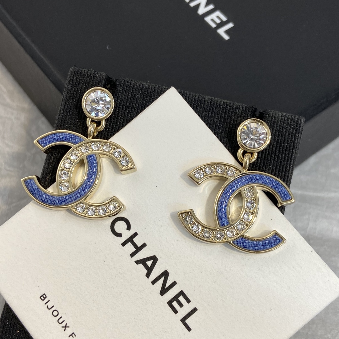 Ch@nel Earring