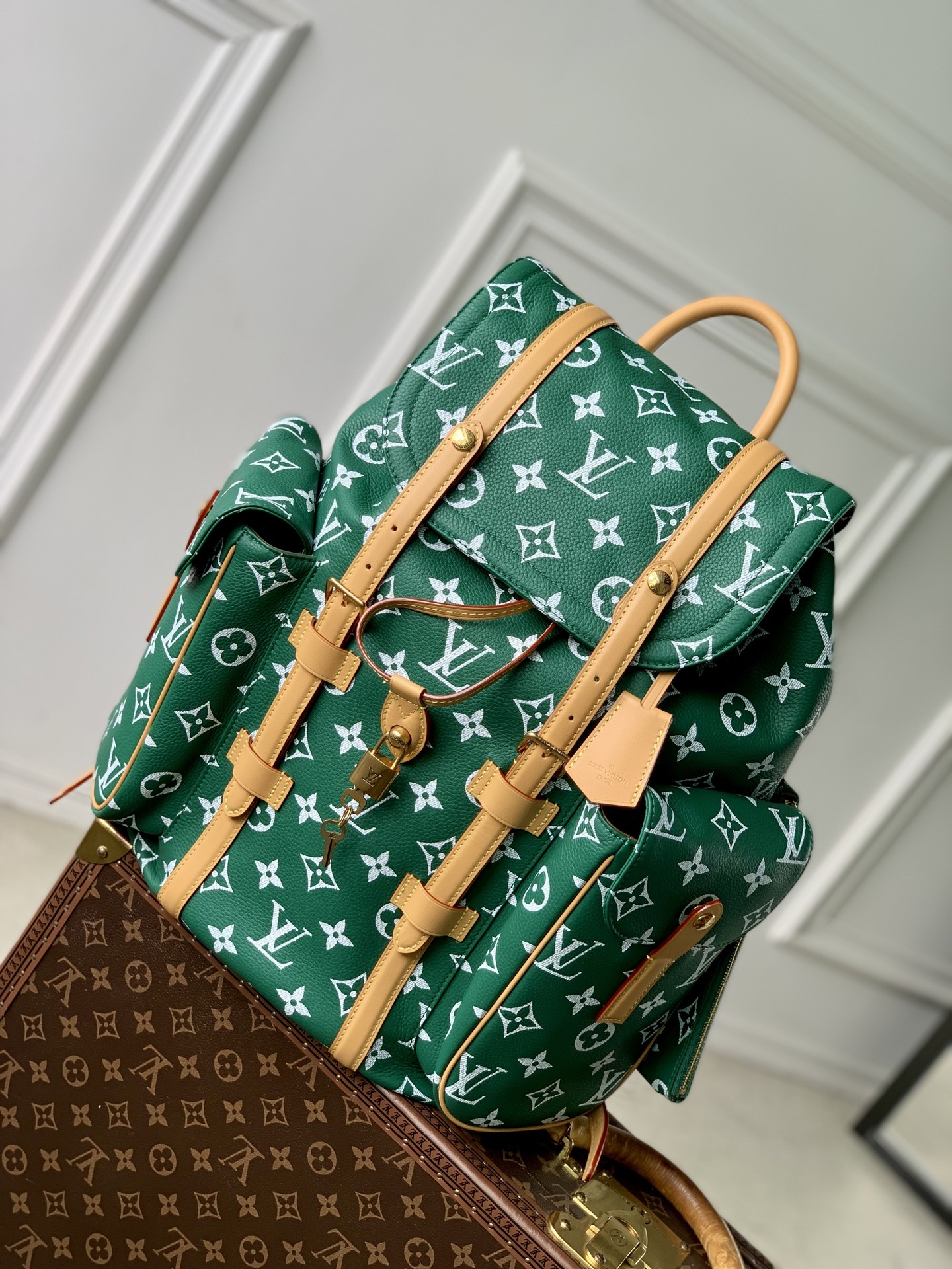 L0vis Vvtt0n Christopher Backpack M24428-38 x 44 x 12.5CM