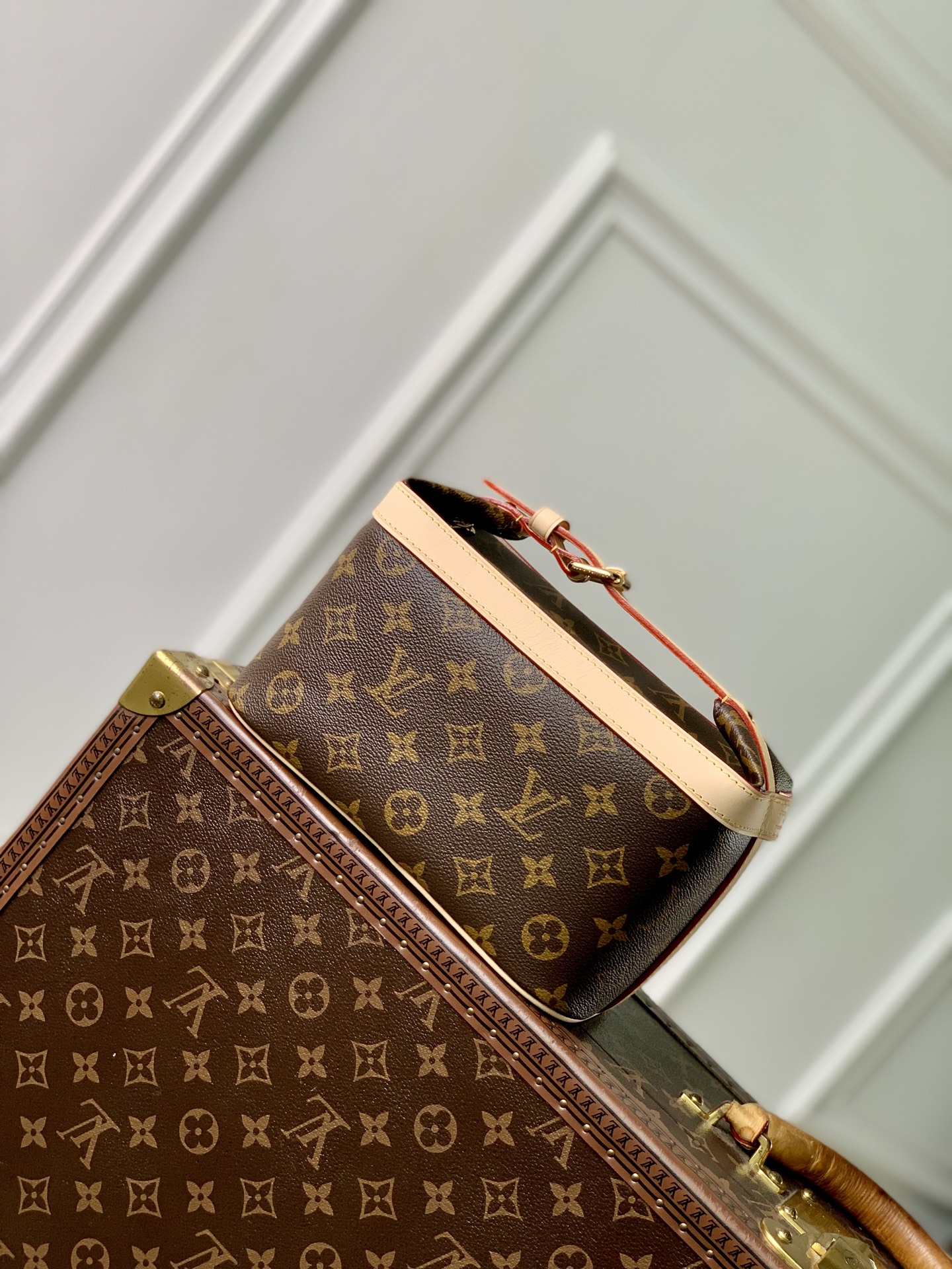 Lou*s Vvtt0n Cruiser Toiletry Bag Monogram-2 x 13.5 x 12CM