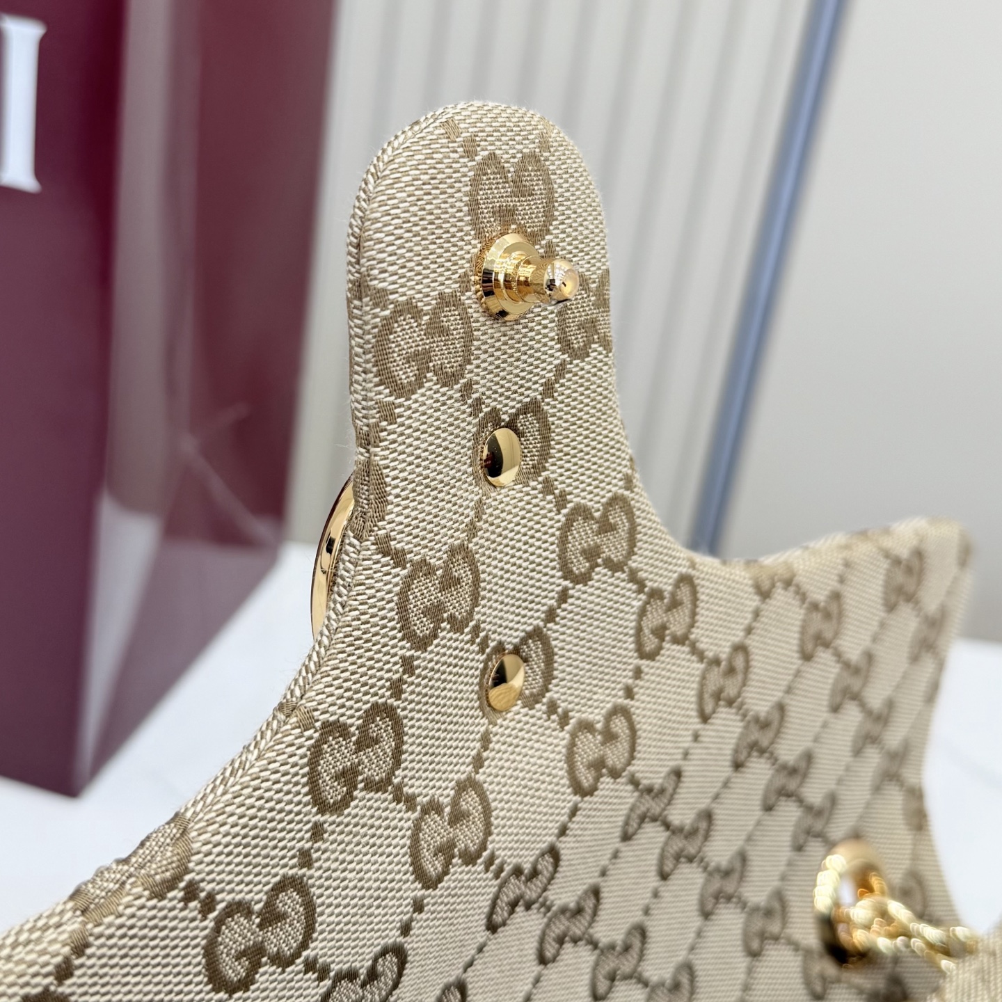 Gv*c* GG Marmont Medium Shoulder Bag In Sand And Brown GG-31*17*8CM