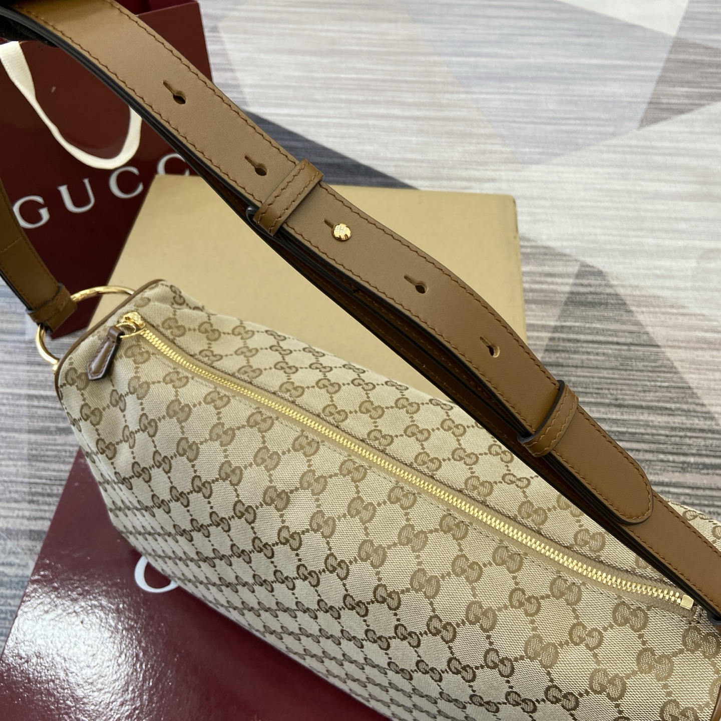 Gvc*1 Half Horsebit Small Shoulder Bag-31.5*17*12CM