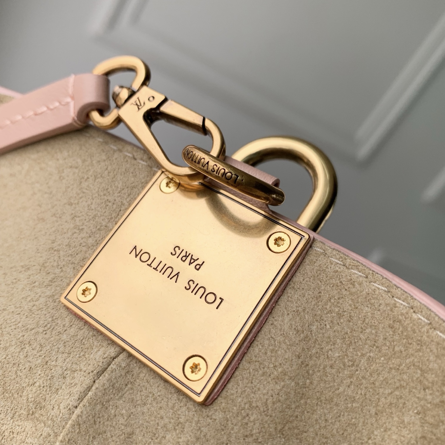 LV All In BB Low Key - Women - Handbags-18 x 12 x 16CM