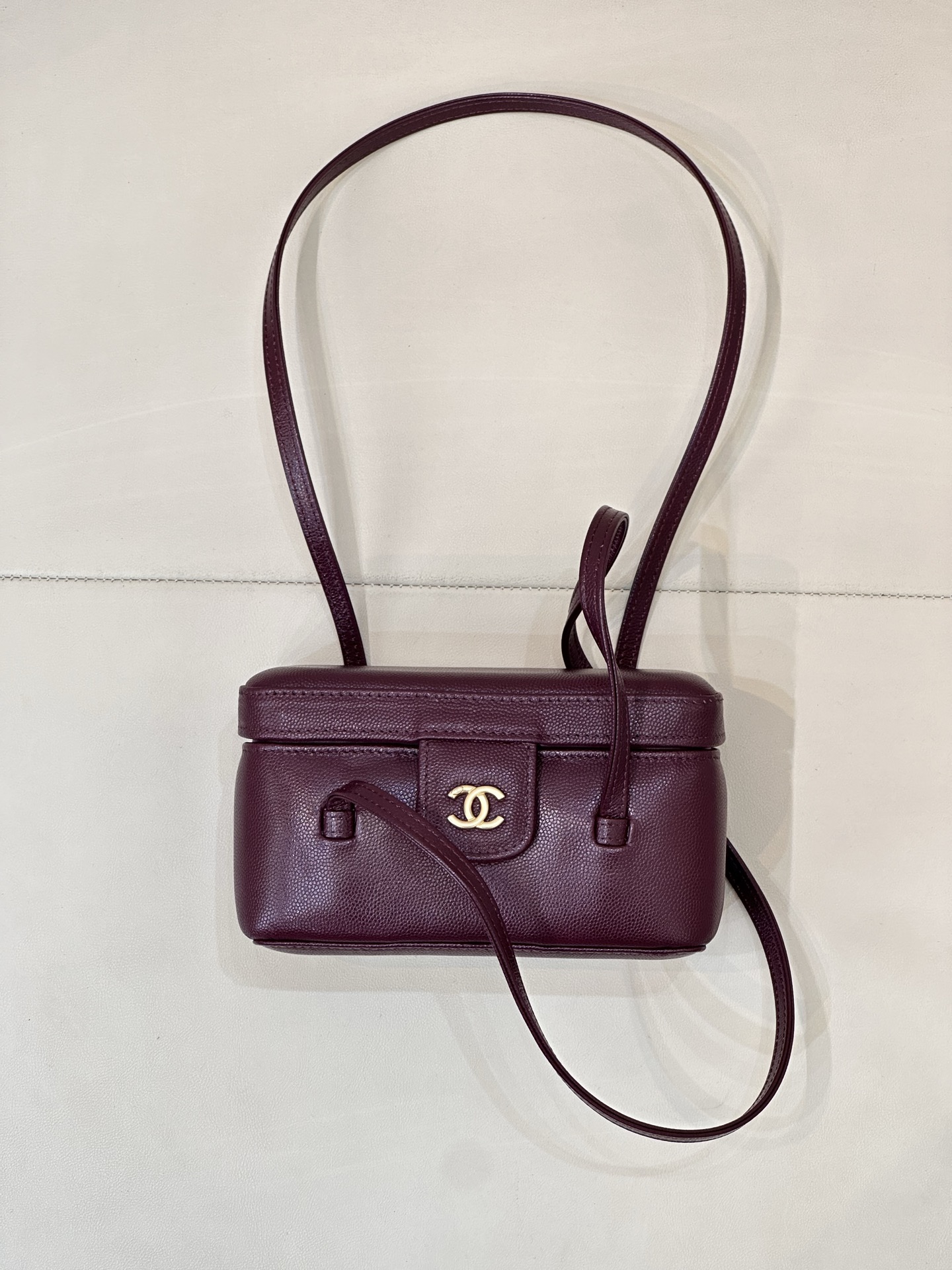 Ch@nel Long Vanity With Leather Strap-19CM