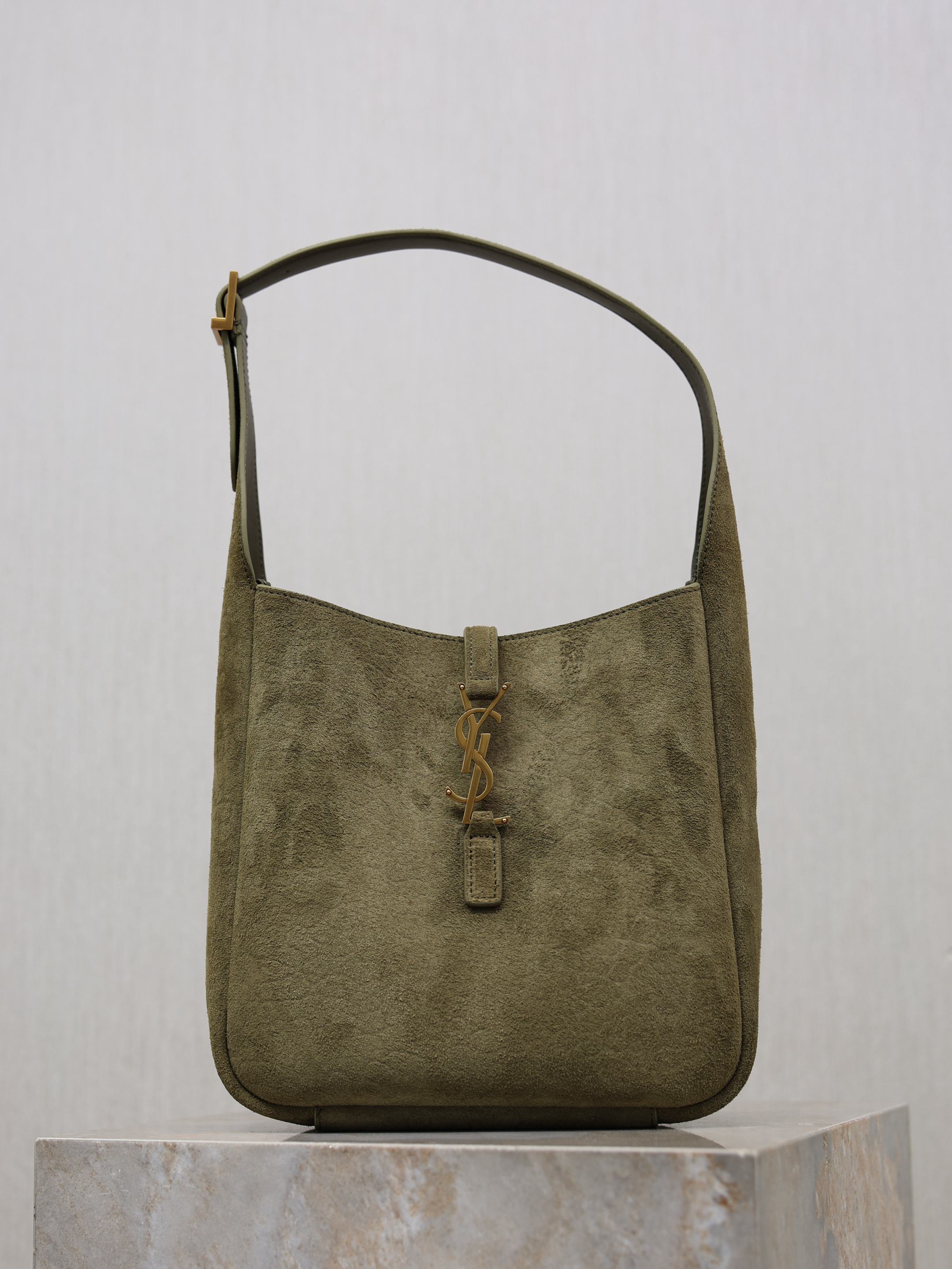 Y51 Le5A7 Vintage Bag-23×22×10CM