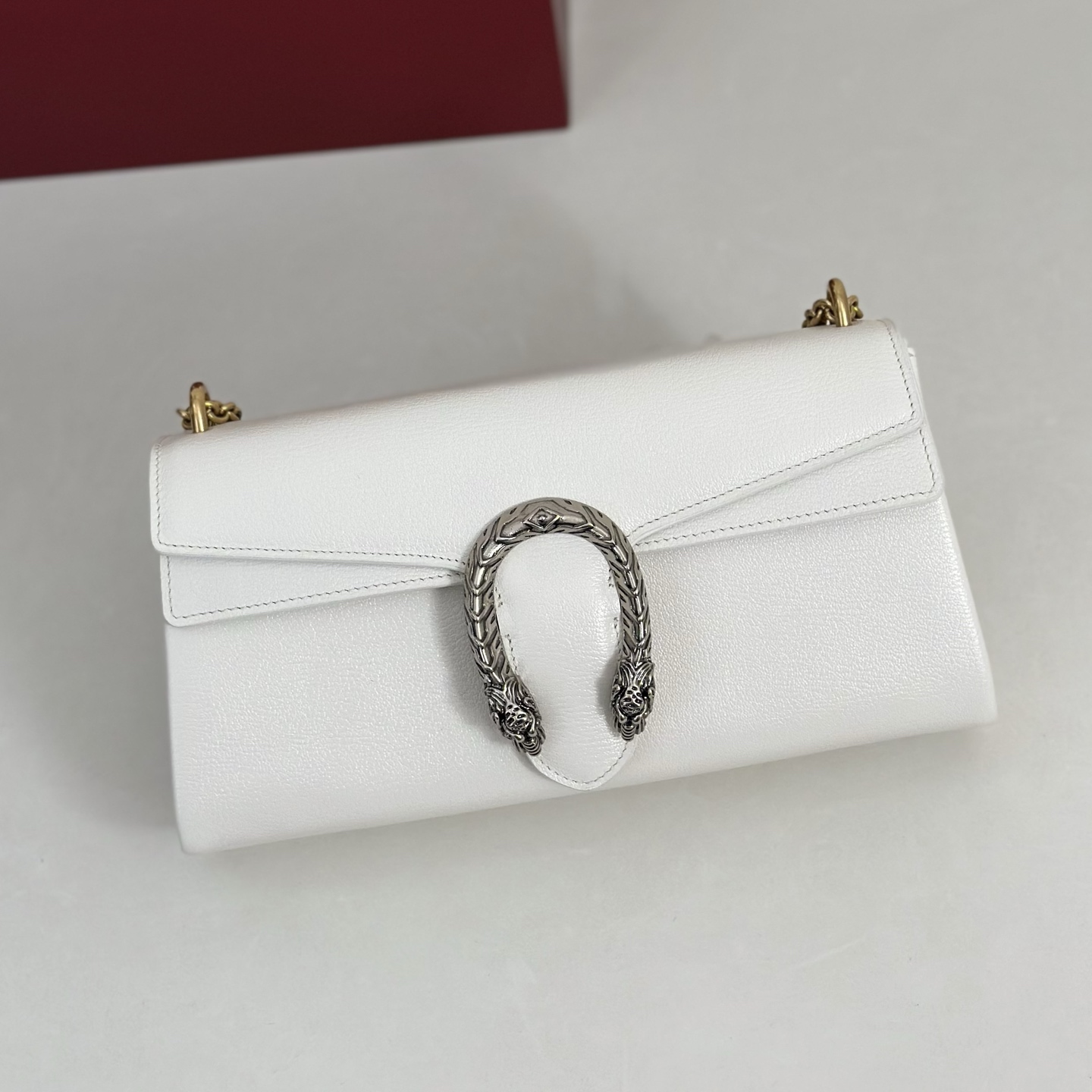 Gvc*1 Dionysus-28*18*9CM