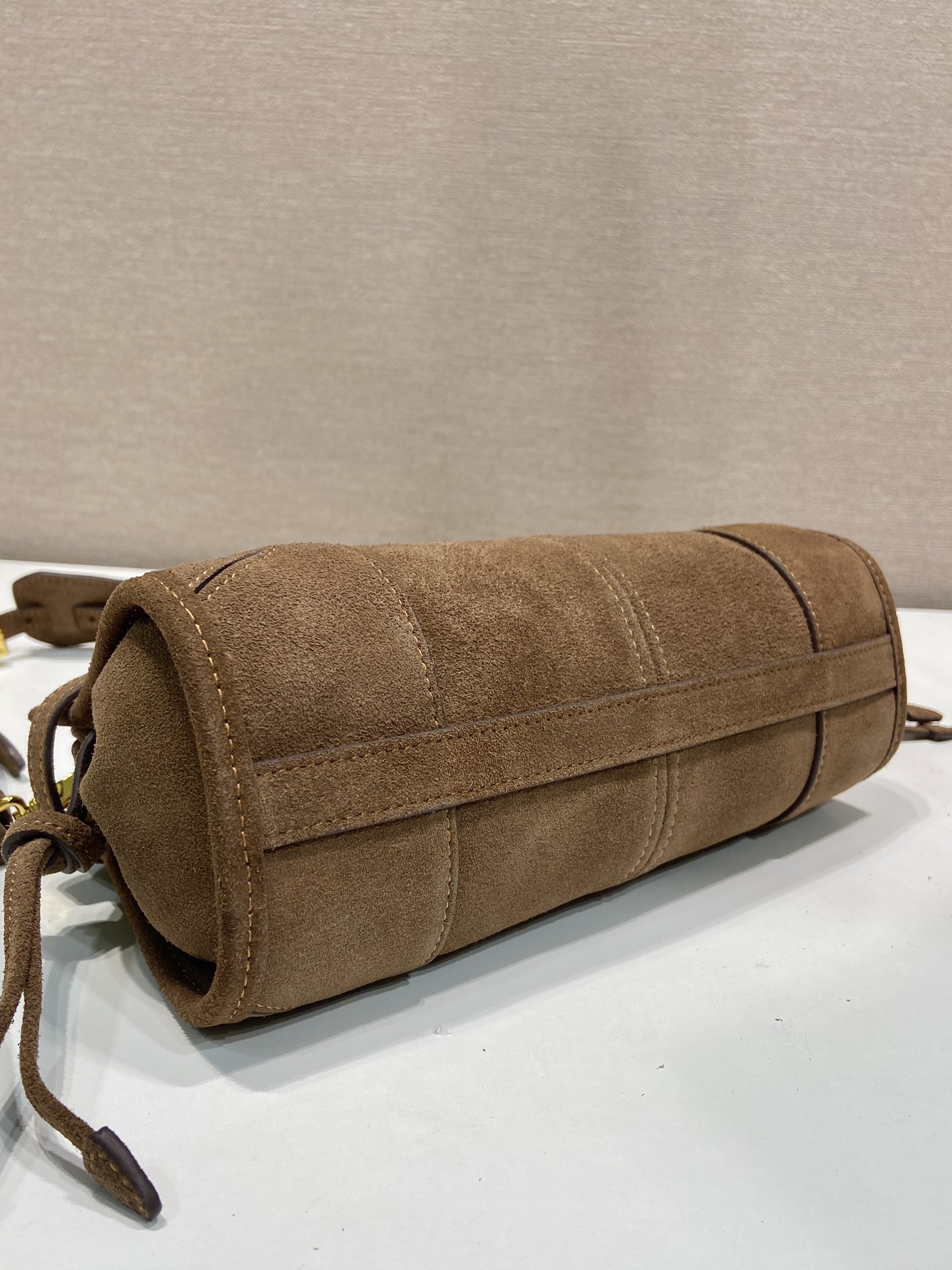 Pra*a Bonnie Suede Handbag-23.5*12*9CM