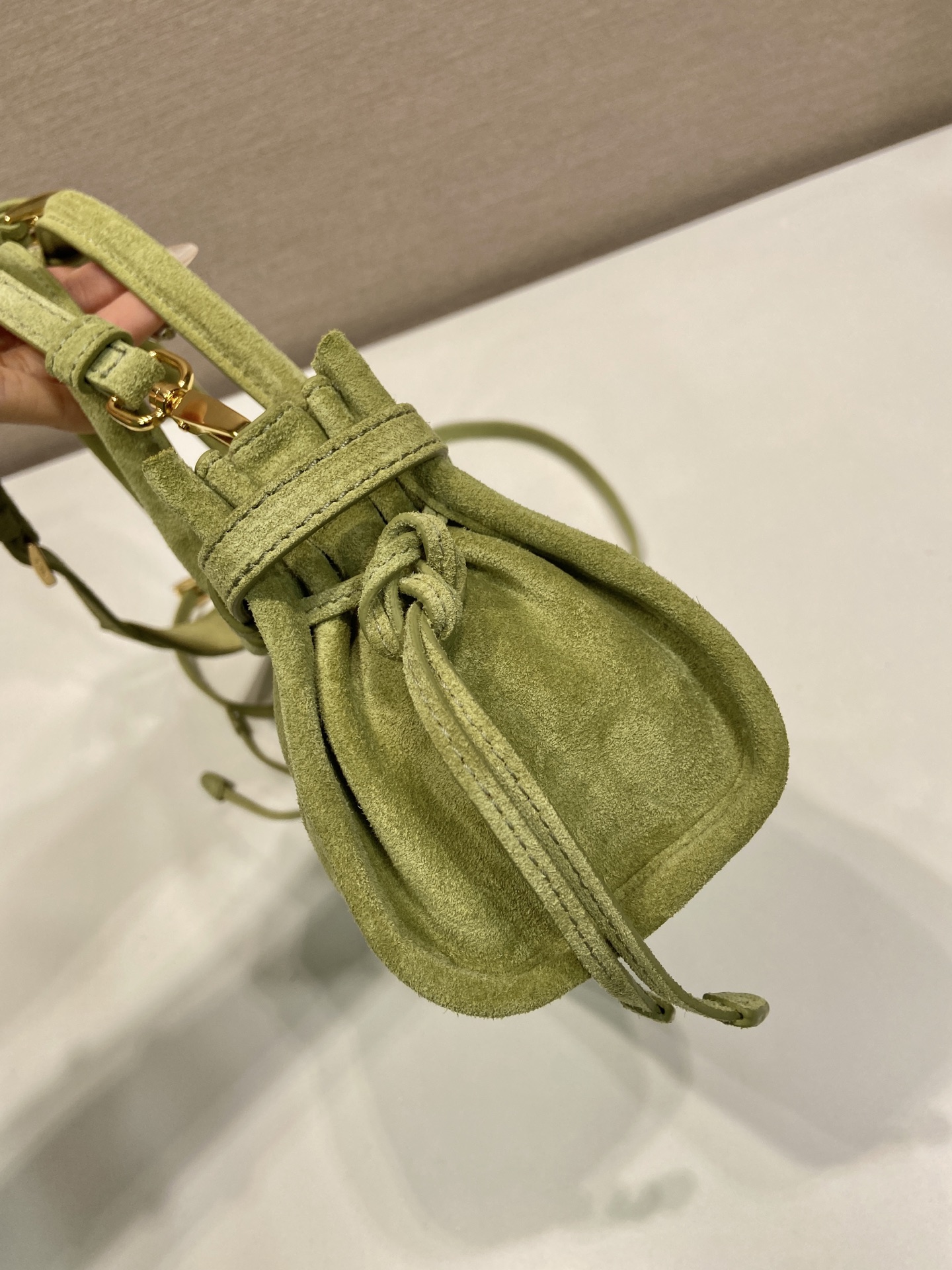 Pra*a Bonnie Suede Handbag-23.5*12*9CM