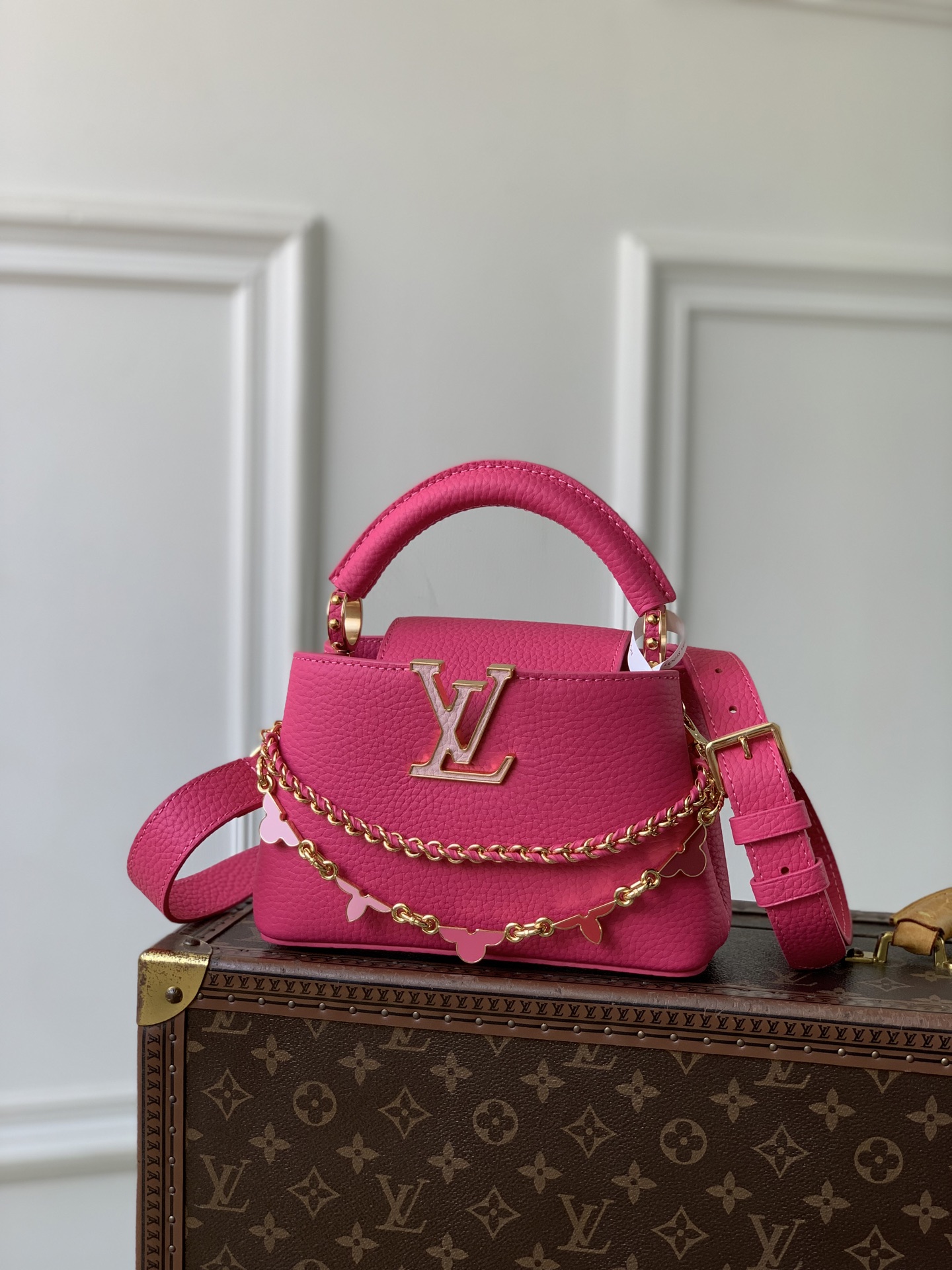 L0vis Vvtt0n Capucines East-West Mini Capucines -M2A379-12 x 22 x 8CM