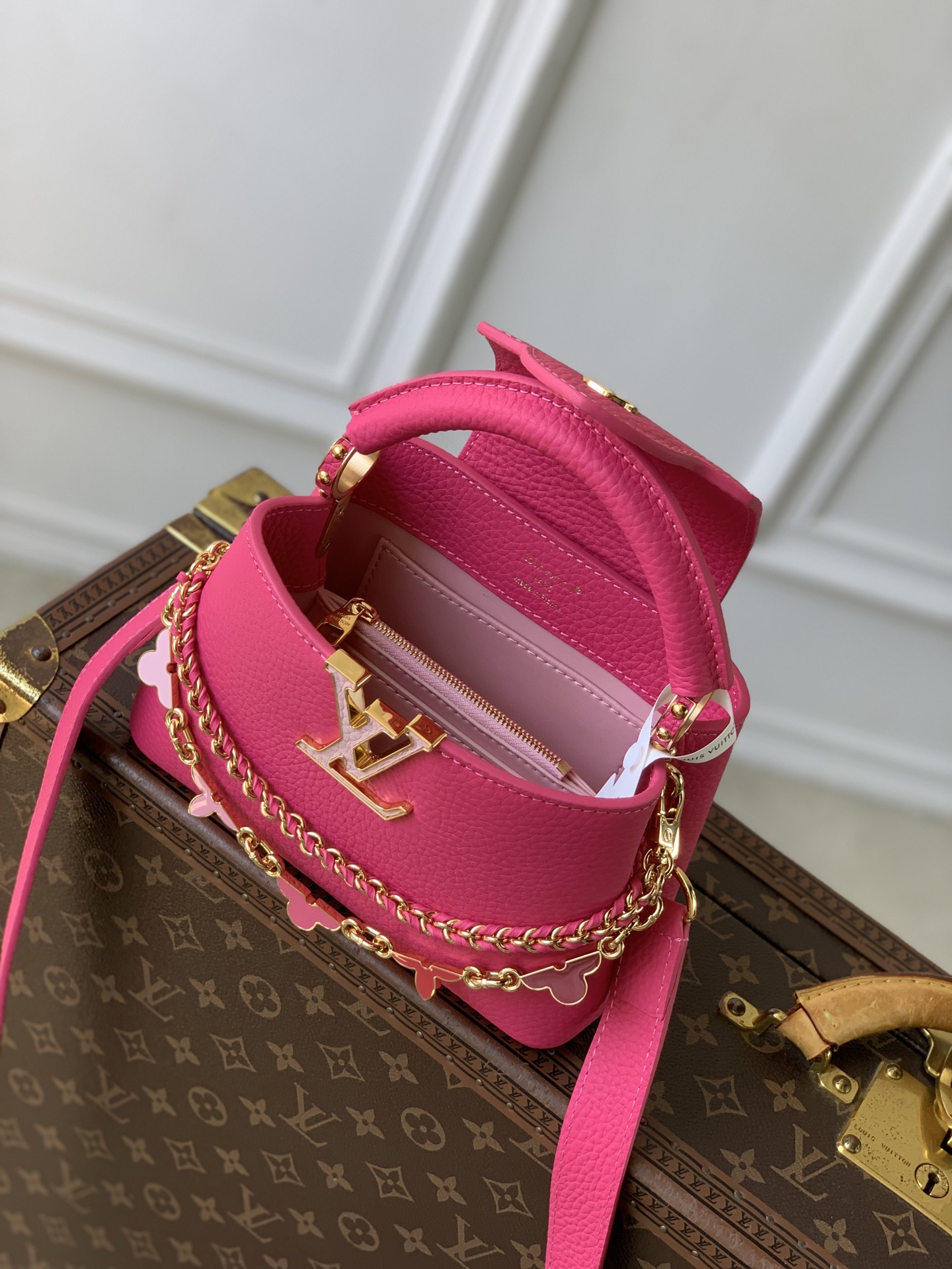 L0vis Vvtt0n Capucines East-West Mini Capucines -M2A379-12 x 22 x 8CM