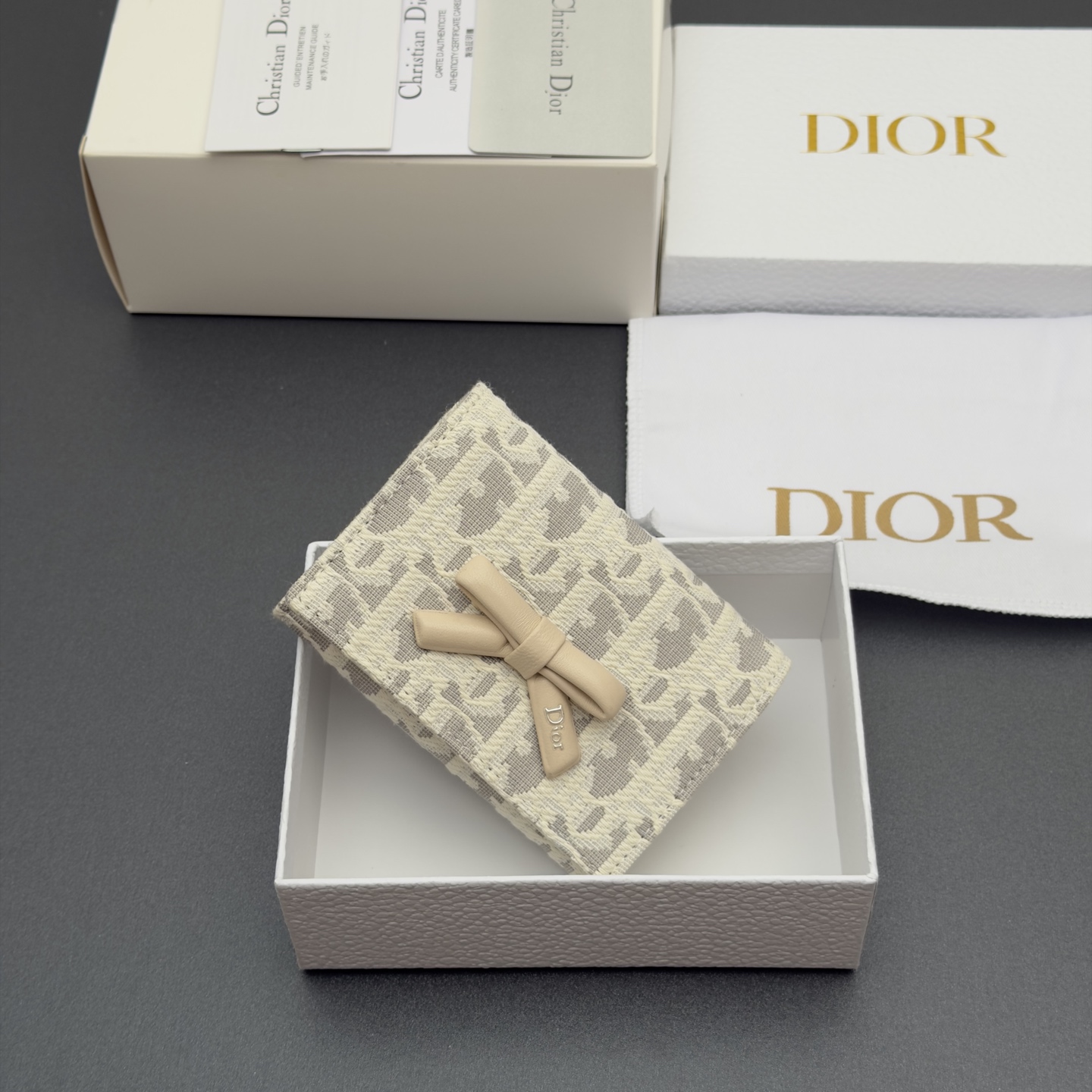 Diro Promenade Glycine Wallet-11*7.5*3CM