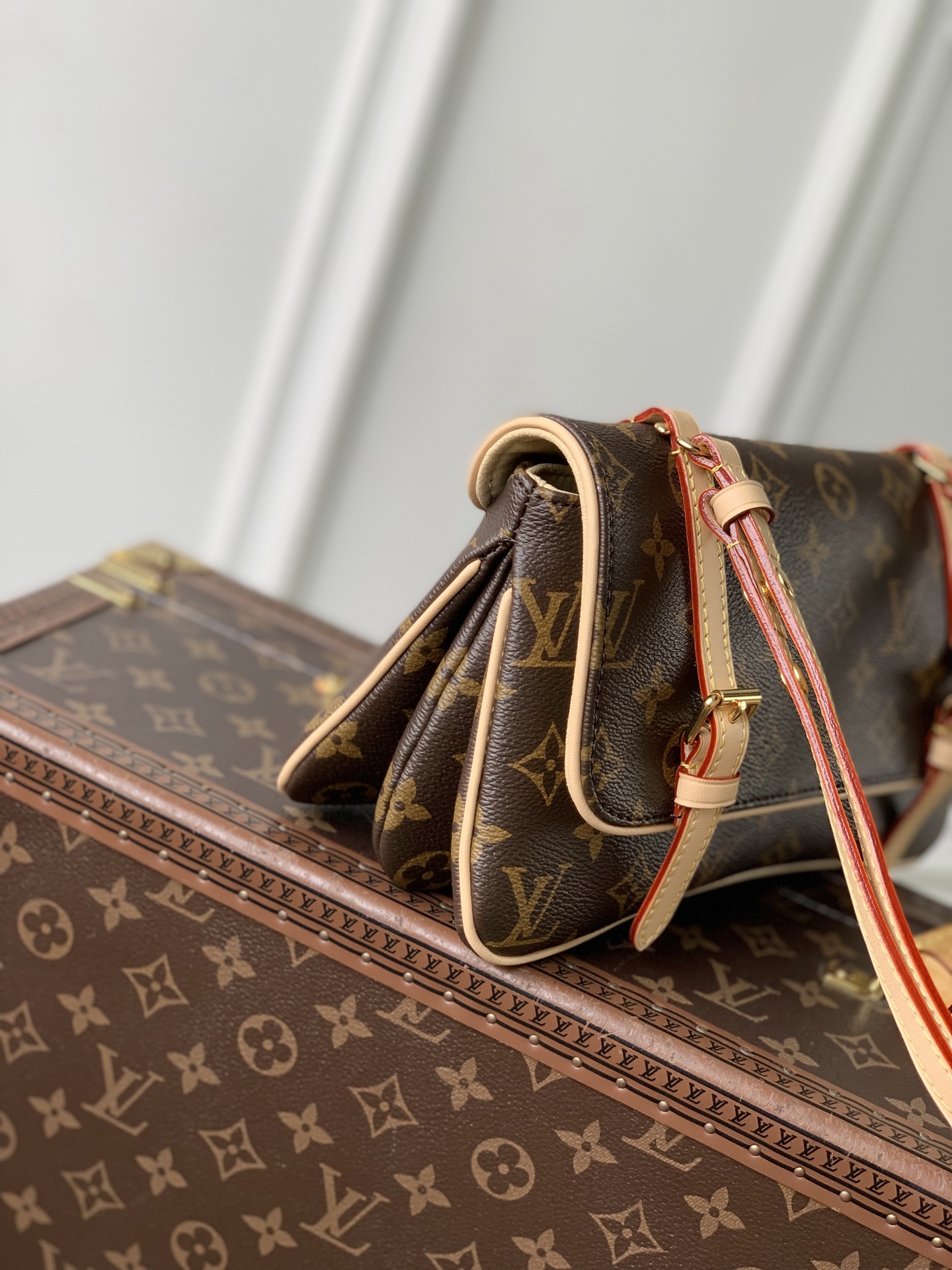 Lou*is Vvtt0n Marelle Monogram - Handbags-28 x 15.5 x 7CM