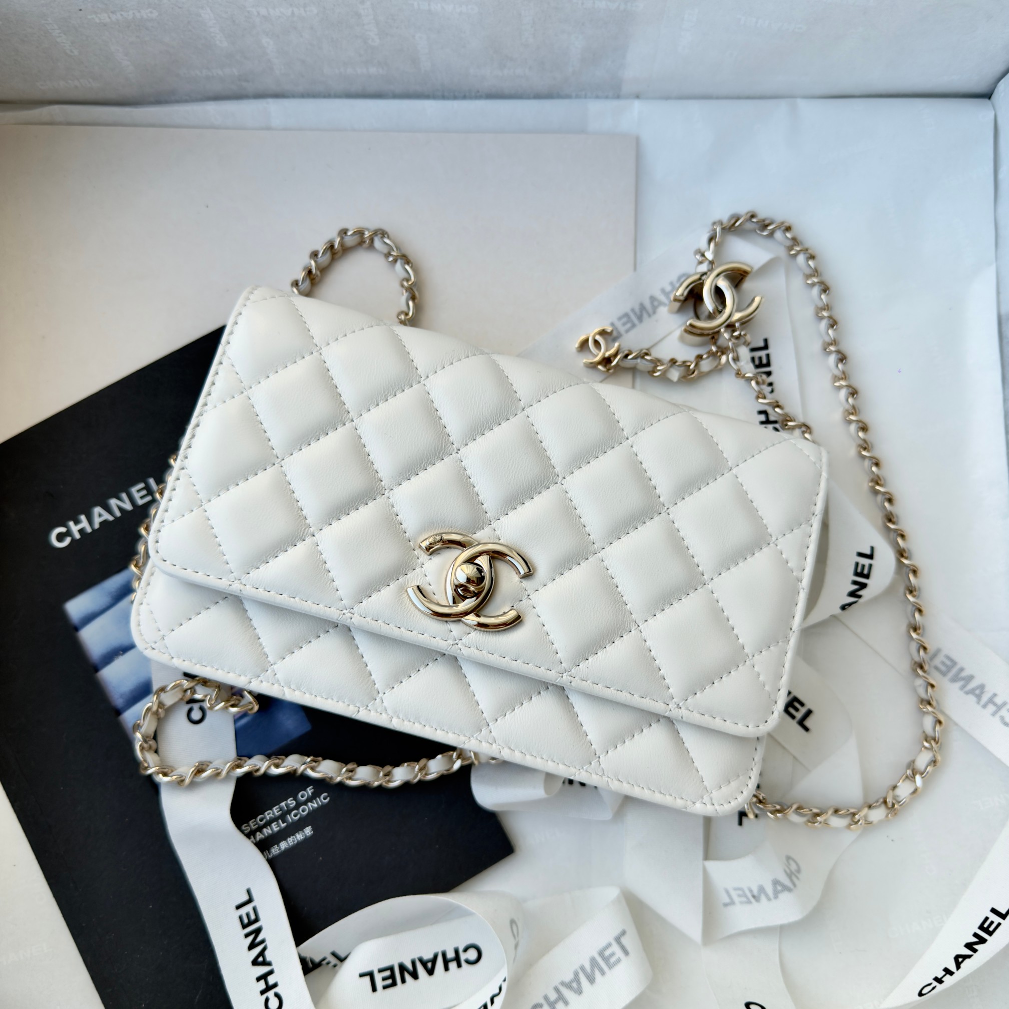 Ch@nel CC Wallet on Chain (WOC) Bag-19*12*3.5CM