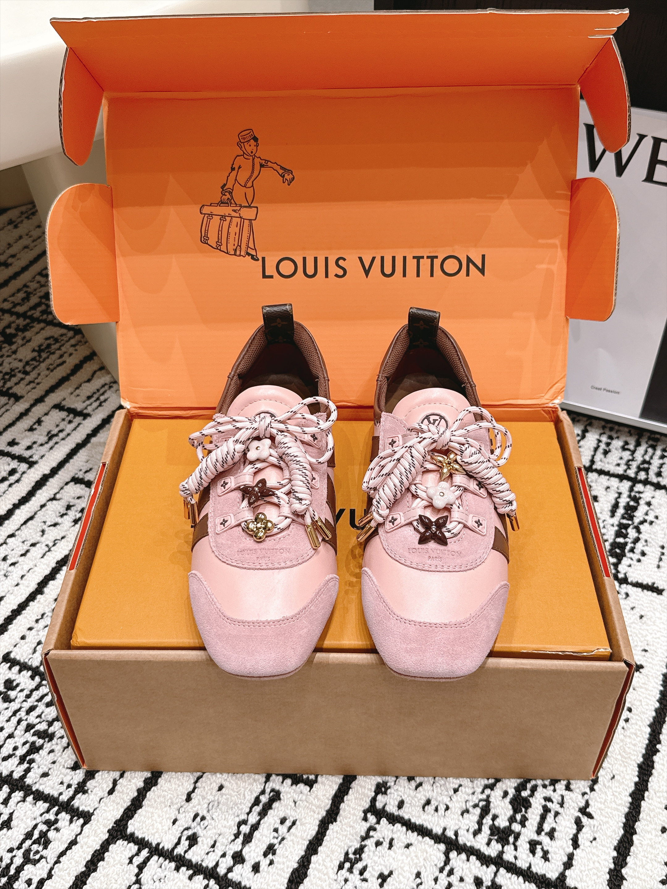 LV Sneakerina Sneaker (EU35-41)