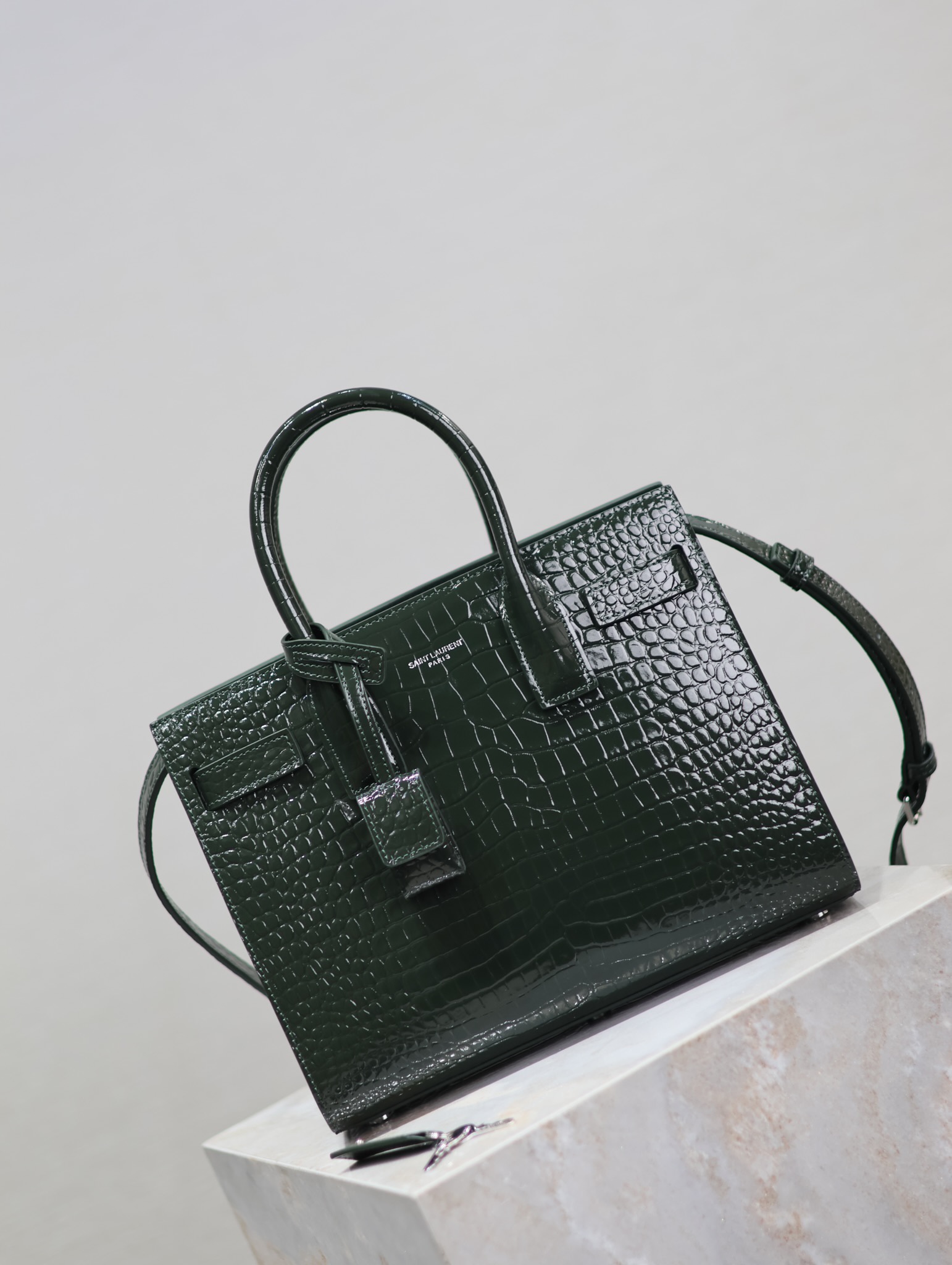 Y51 Sac De Jour-22x18x10.5&26x20.5x12.5CM