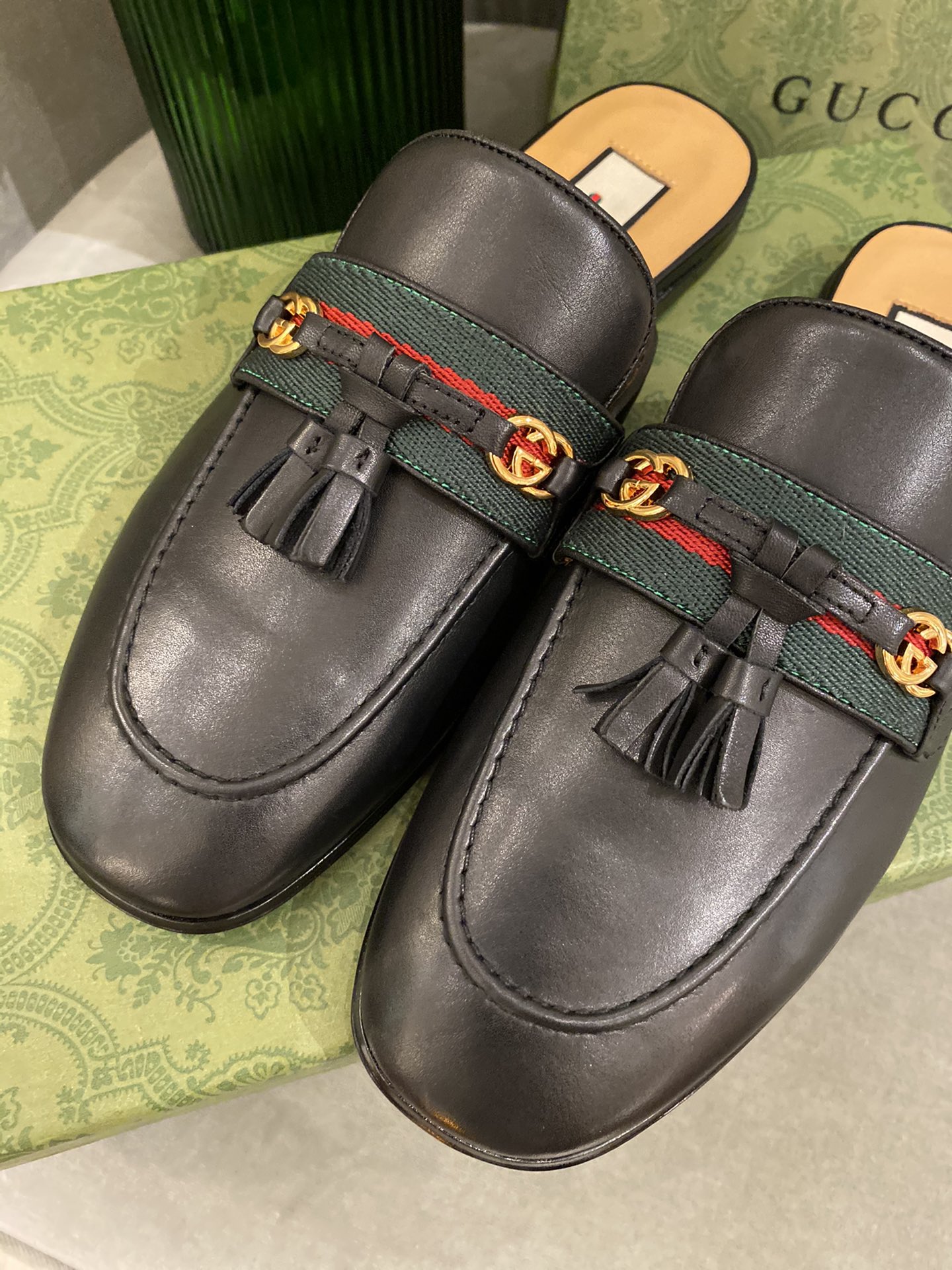 G*u*i loafers
