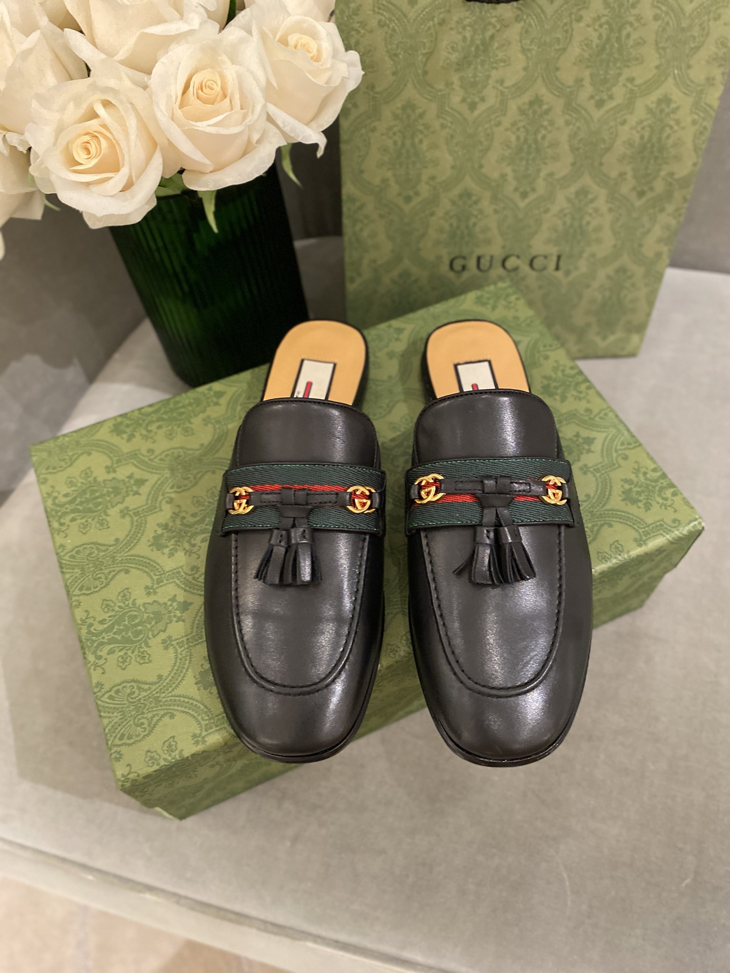 G*u*i loafers