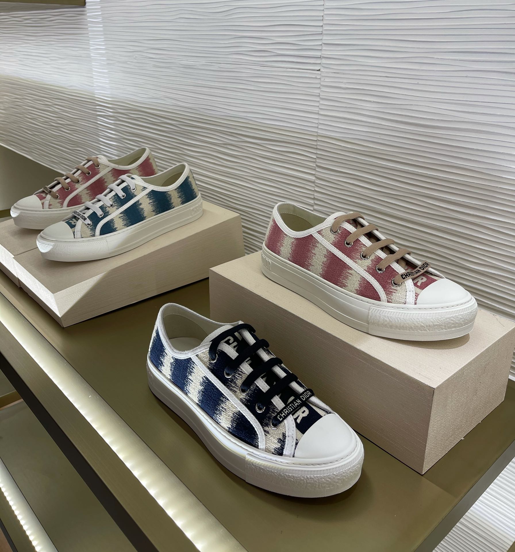 D*or sneakers