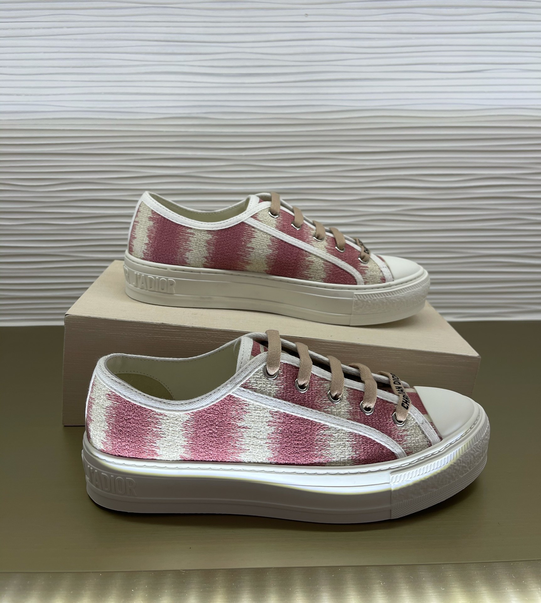 D*or sneakers